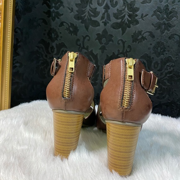 WHITE MOUNTAIN brown shoes.Perfect for fall!! - Picture 7 of 13